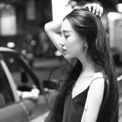 �ڰ�Ůͷ�����������