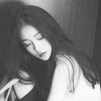 �ڰ�Ůͷ�����������