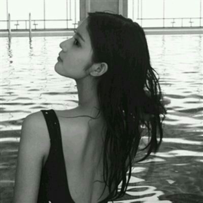 �ڰ�Ůͷ�����������