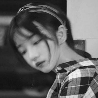 �ڰ�Ůͷ�����������