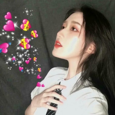 С����ʫ��Ĺ���ͷ��