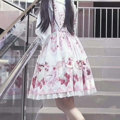 С����ʫ��Ĺ���ͷ��