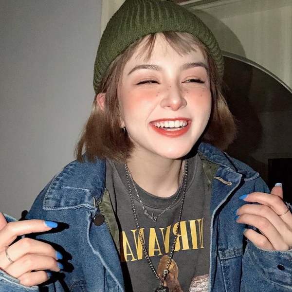 ŷ��Ů��ͷ��--��һת�۾����㺦������