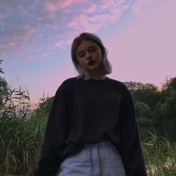 ŷ��Ů��ͷ��--��һת�۾����㺦������