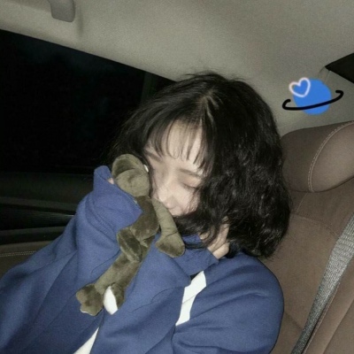 Ů���������˺���֮����˸��ǷϾ�����QQͷ��