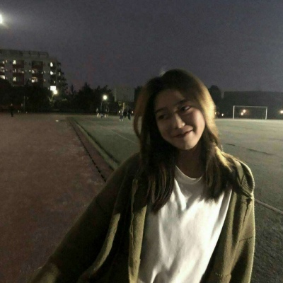 Ů���������˺���֮����˸��ǷϾ�����QQͷ��