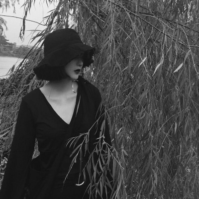 �ڰ�Ůͷ--ʱ�в�������