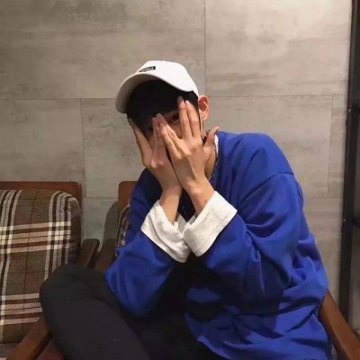 �ſ�˧������ͷ��һ��