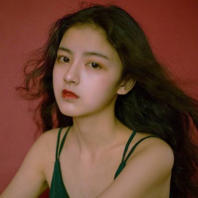 ��ɫϵŮ��΢��ͷ��