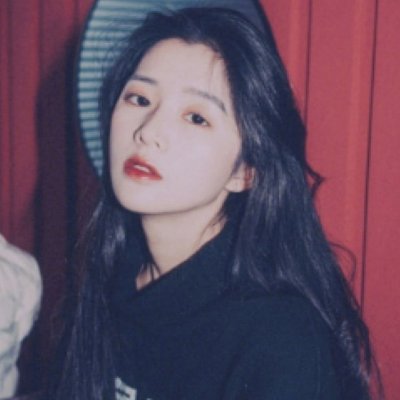 ��ɫϵŮ��΢��ͷ��