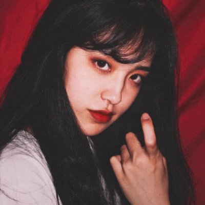 ��ɫϵŮ��΢��ͷ��