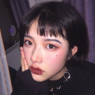 �������Է�����Ů��΢��ͷ��--���������