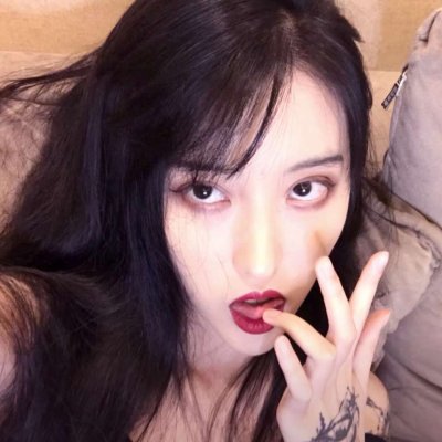 �������Է�����Ů��΢��ͷ��--���������