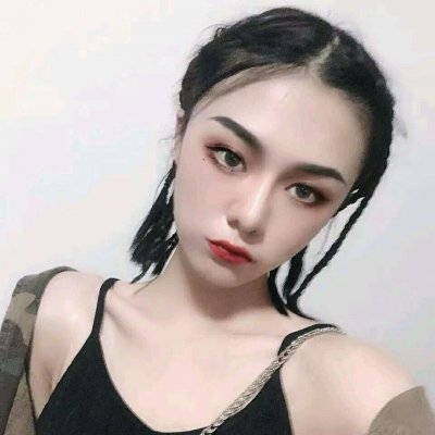 �������Է�����Ů��΢��ͷ��--���������