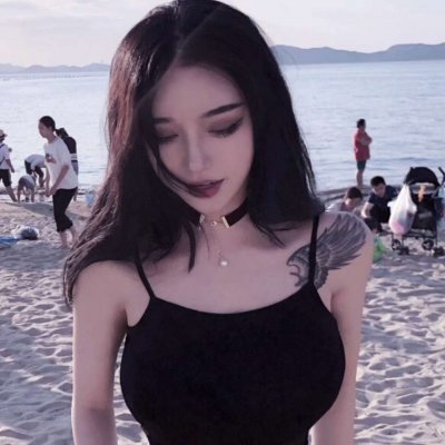 �������Է�����Ů��΢��ͷ��--���������