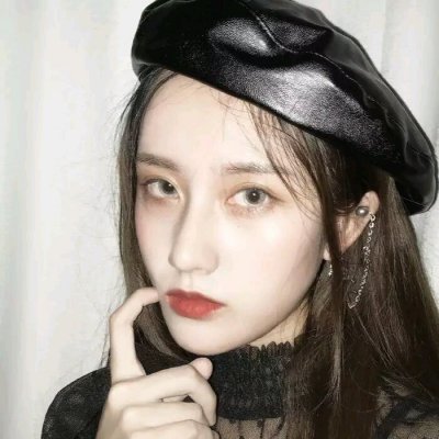 �������Է�����Ů��΢��ͷ��--���������