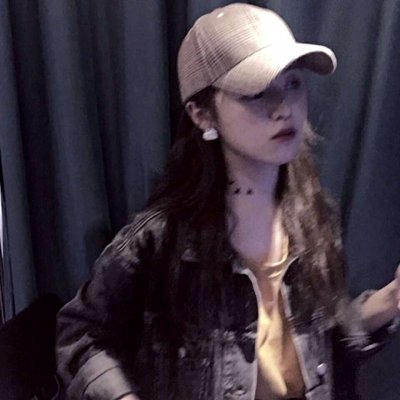 �������Է�����Ů��΢��ͷ��--���������