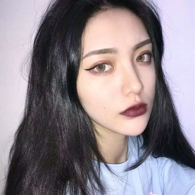 �������Է�����Ů��΢��ͷ��--���������