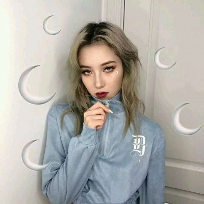 �������Է�����Ů��΢��ͷ��--���������