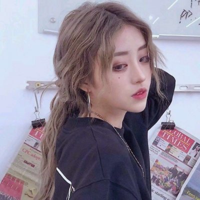 �������Է�����Ů��΢��ͷ��--���������