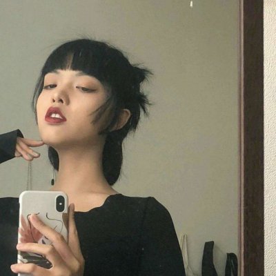 �������Է�����Ů��΢��ͷ��--���������