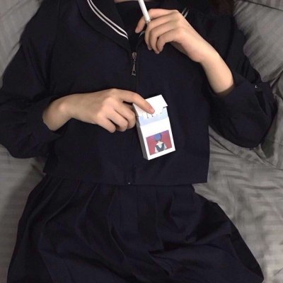 �������Է�����Ů��΢��ͷ��--���������