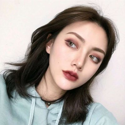 �������Է�����Ů��΢��ͷ��--���������