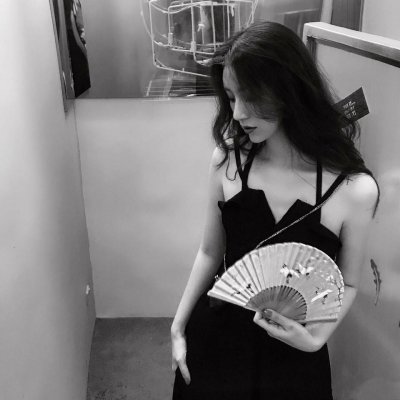 Ů��������ק�ĸ���ͷ��--�������