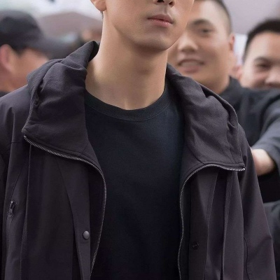 ˧��ʮ��Ե����ĺ�����ͷ��