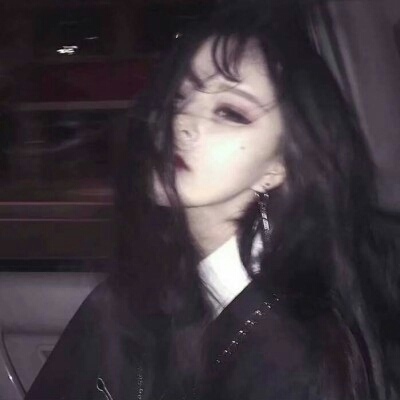 Ů���ڰ��˸�ͷ�񡫱������˻�����ԭ��