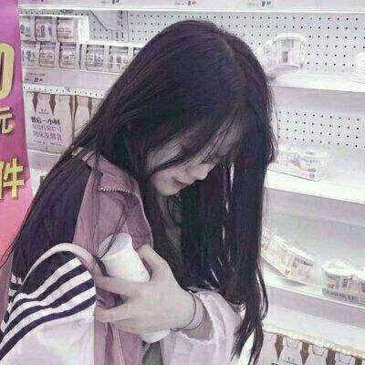 ���׳��ɰ�������Ů��ͷ��