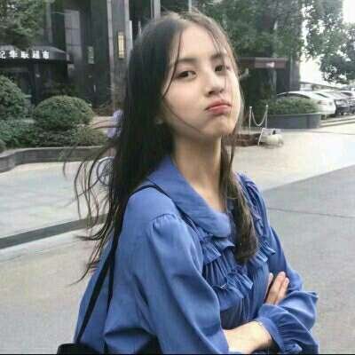 ���׳��ɰ�������Ů��ͷ��