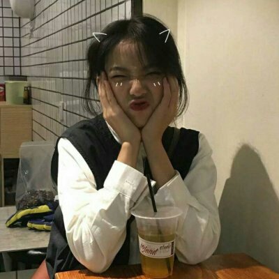 ���׳��ɰ�������Ů��ͷ��