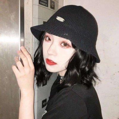 �ɰ��ÿ��Ķ̷�Ů��ͷ�� ���͵����ǲ����