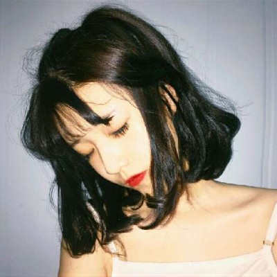 �ɰ��ÿ��Ķ̷�Ů��ͷ�� ���͵����ǲ����