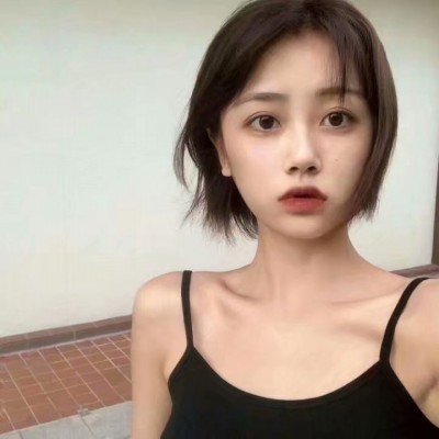 �ɰ��ÿ��Ķ̷�Ů��ͷ�� ���͵����ǲ����