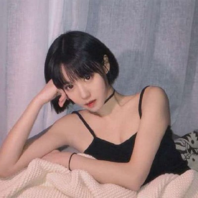 �ɰ��ÿ��Ķ̷�Ů��ͷ�� ���͵����ǲ����