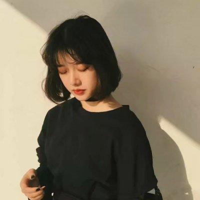 �ɰ��ÿ��Ķ̷�Ů��ͷ�� ���͵����ǲ����