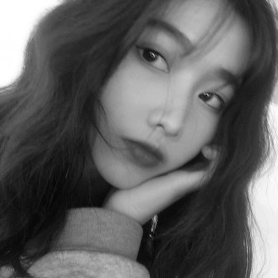 �ڰװ���ȫ����Ů��ͷ��