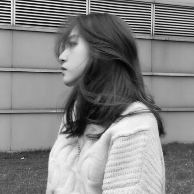 �ڰװ���ȫ����Ů��ͷ��