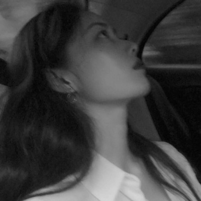 �ڰװ���ȫ����Ů��ͷ��