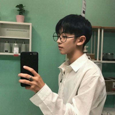 �������ɰ�����ͷ��