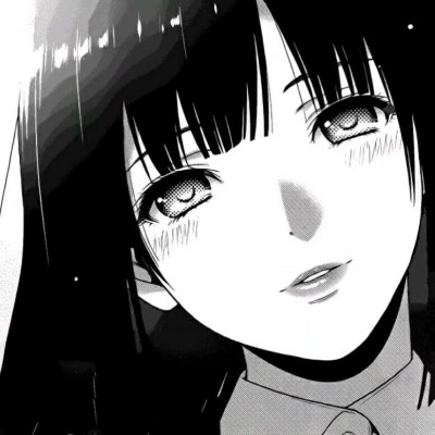 �������Ů���ڰ״�ͼ