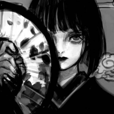 �������Ů���ڰ״�ͼ