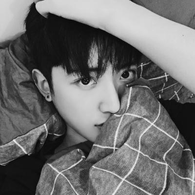 �ڰ���ͷ--�����İ�