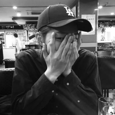 �ڰ���ͷ--�����İ�