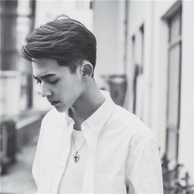 �ڰ���ͷ--�����İ�