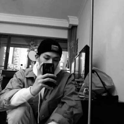 �ڰ���ͷ--�����İ�