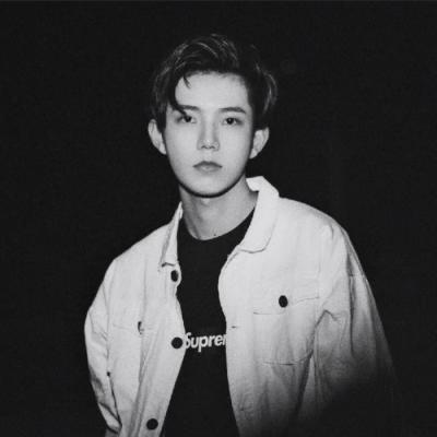 �ڰ���ͷ--�����İ�