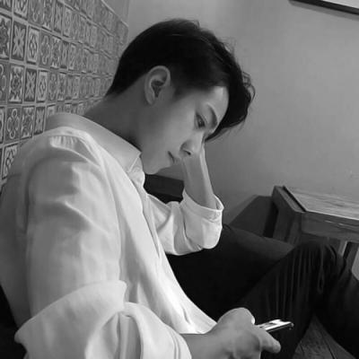 �ڰ���ͷ--�����İ�